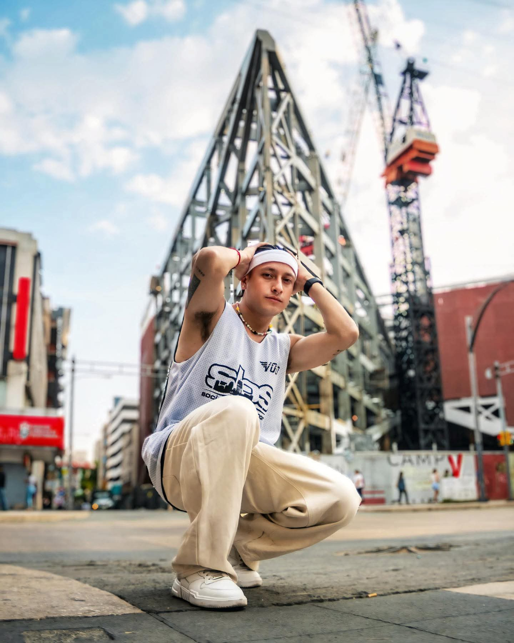 El curso incluirá estilos como afro, house, hip-hop y performance, y se realizará en diferentes canchas y espacios públicos de Campeche. El curso incluirá estilos como afro, house, hip-hop y performance, y se realizará en diferentes canchas y espacios públicos de Campeche.