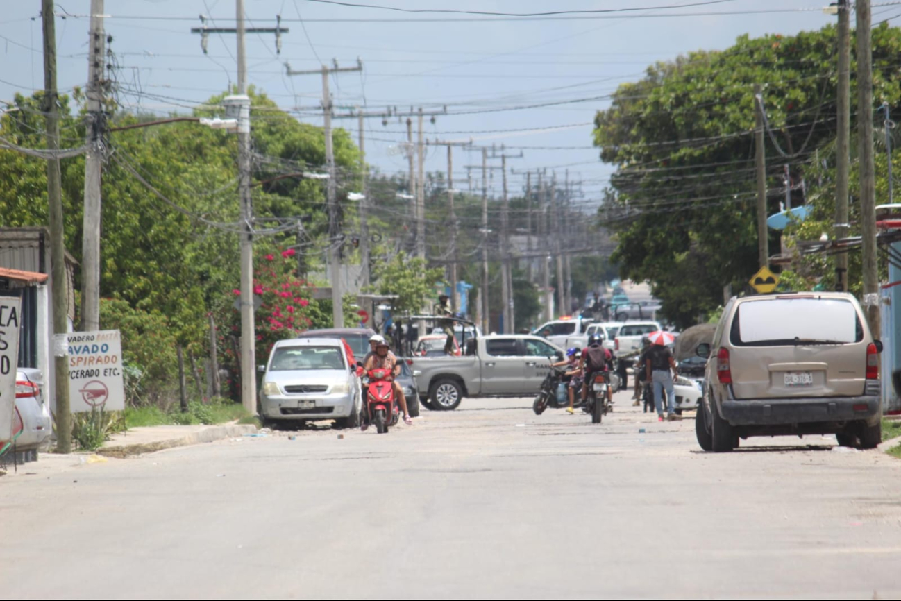 Cateo en Champotón: cierran calles por operativo de Marina y Fiscalía en colonia La Playa