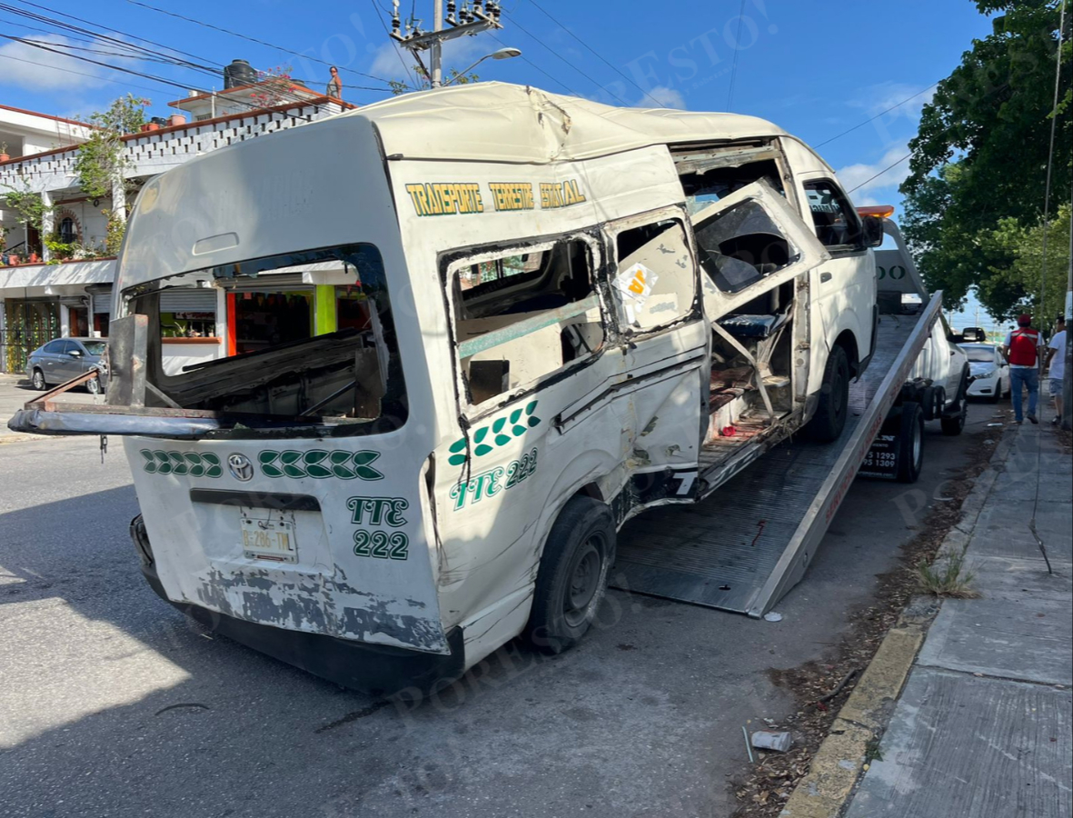 Presunta falla de semáforos causa fuerte accidente en Cancún; reportan al menos ocho lesionados