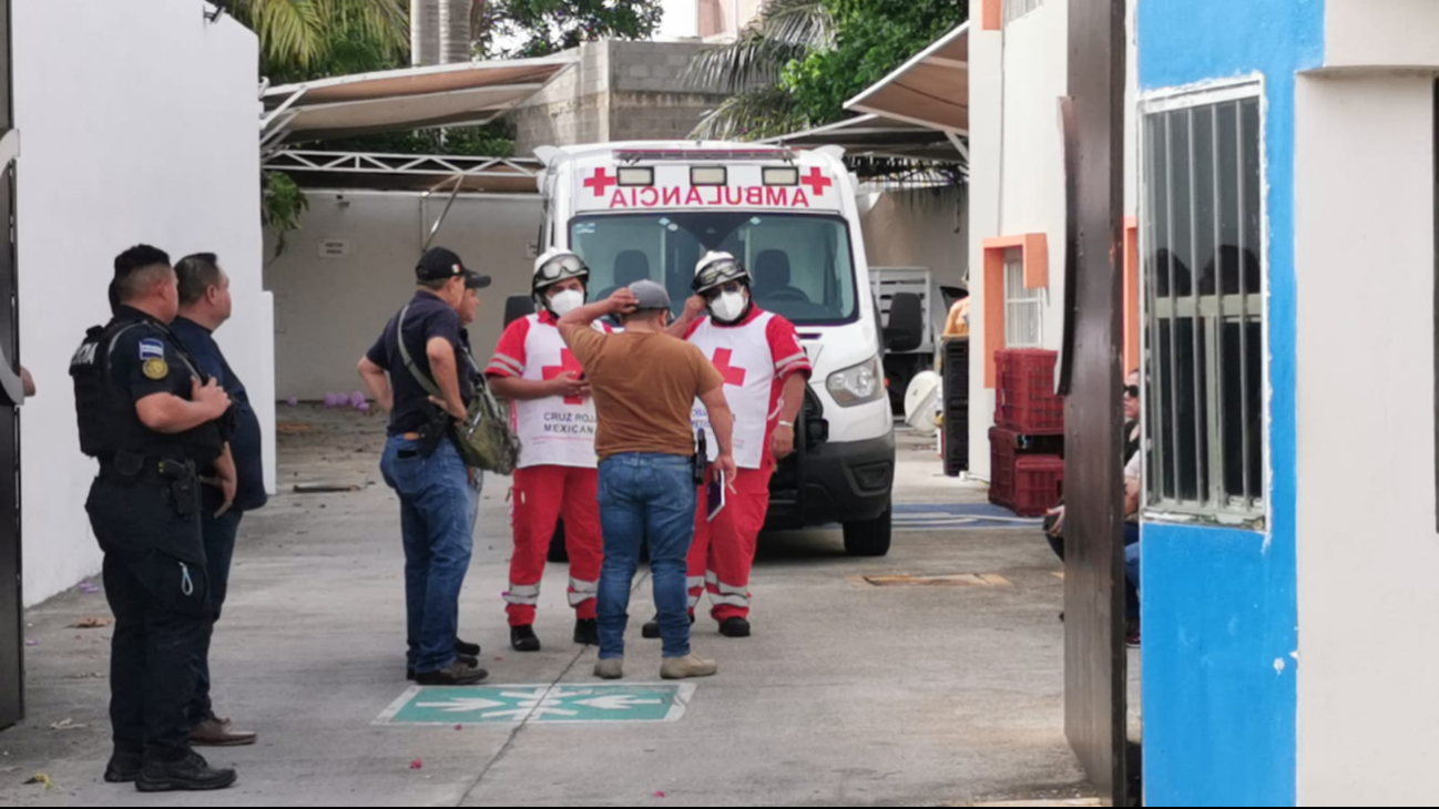 Policía ministerial procesa escena tras muerte de vigilante en Campeche Policía ministerial procesa escena tras muerte de vigilante en Campeche