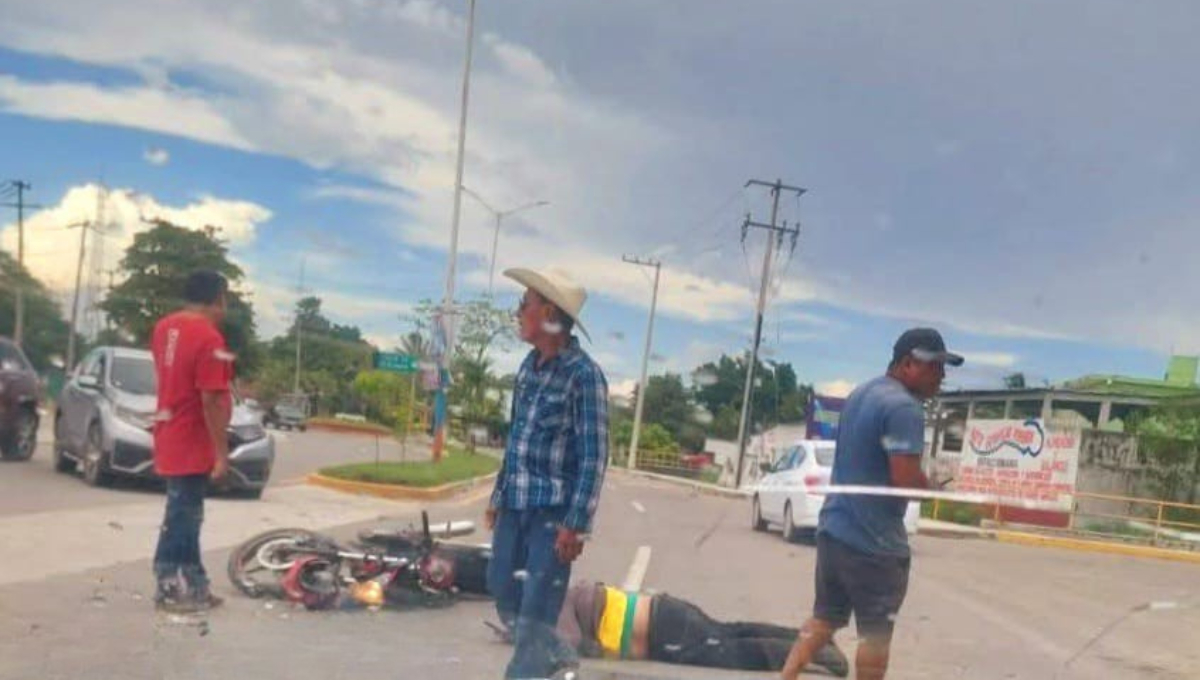 Elementos de la Policía Municipal acudieron al sitio y hubo intercambio de culpas. Elementos de la Policía Municipal acudieron al sitio y hubo intercambio de culpas.