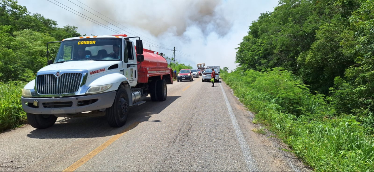 Reportan misterioso incendio en el basurero municipal de Felipe Carrillo Puerto