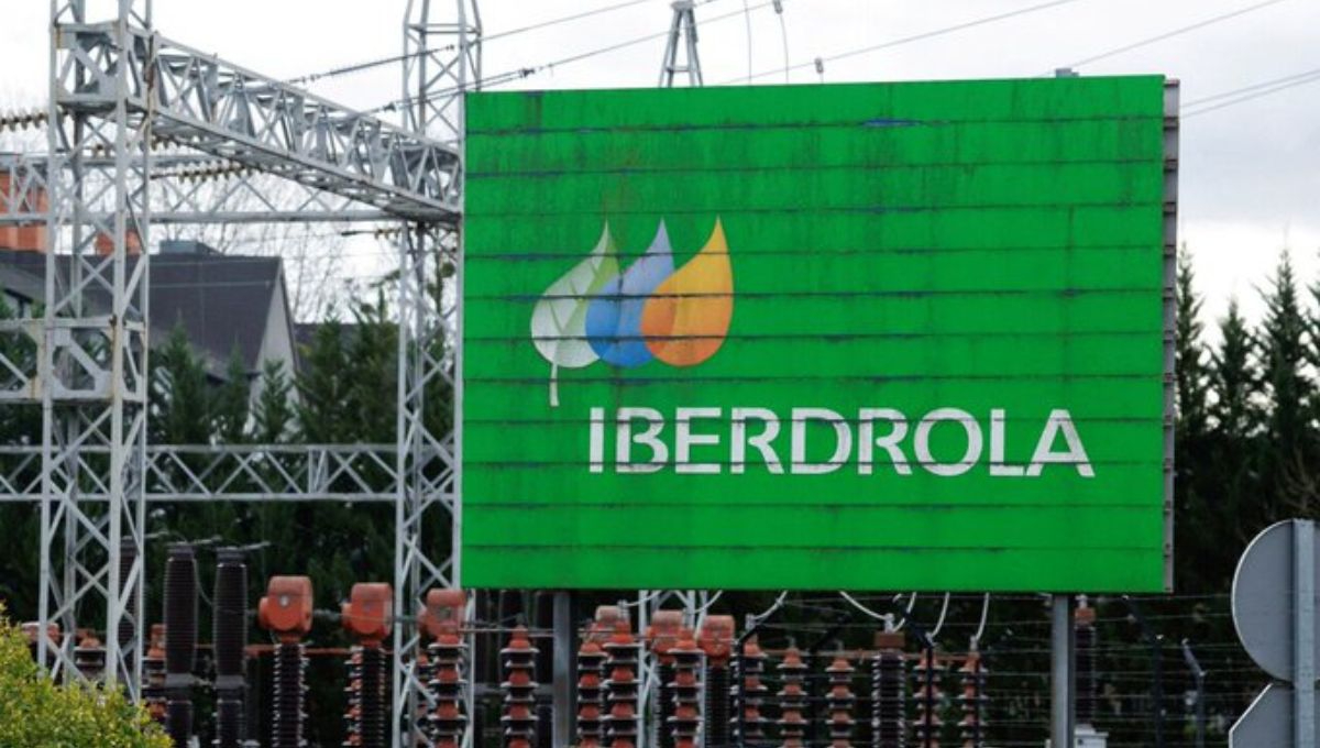 La presidenta Claudia Sheinbaum detalló que los activos de Iberdrola en México han sido adquiridos por Cox