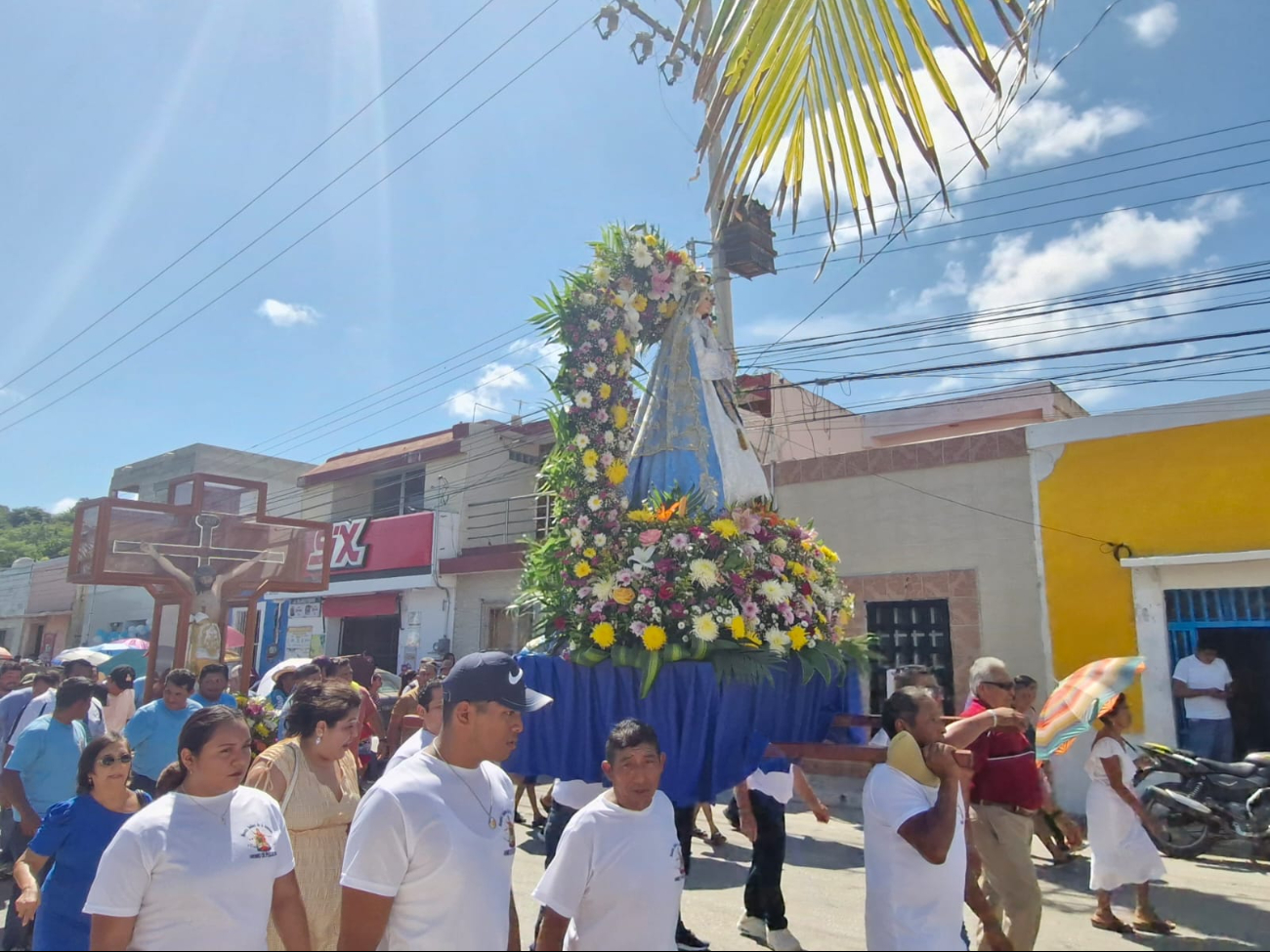 Paseo por tierra y mar en honor a la Virgen de la Asunción reúne a la comunidad de Lerma Paseo por tierra y mar en honor a la Virgen de la Asunción reúne a la comunidad de Lerma