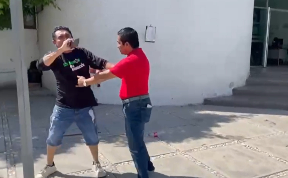 Reporteros agredidos en la Fiscalía de Campeche tras accidente protagonizado por Presidenta del DIF 
