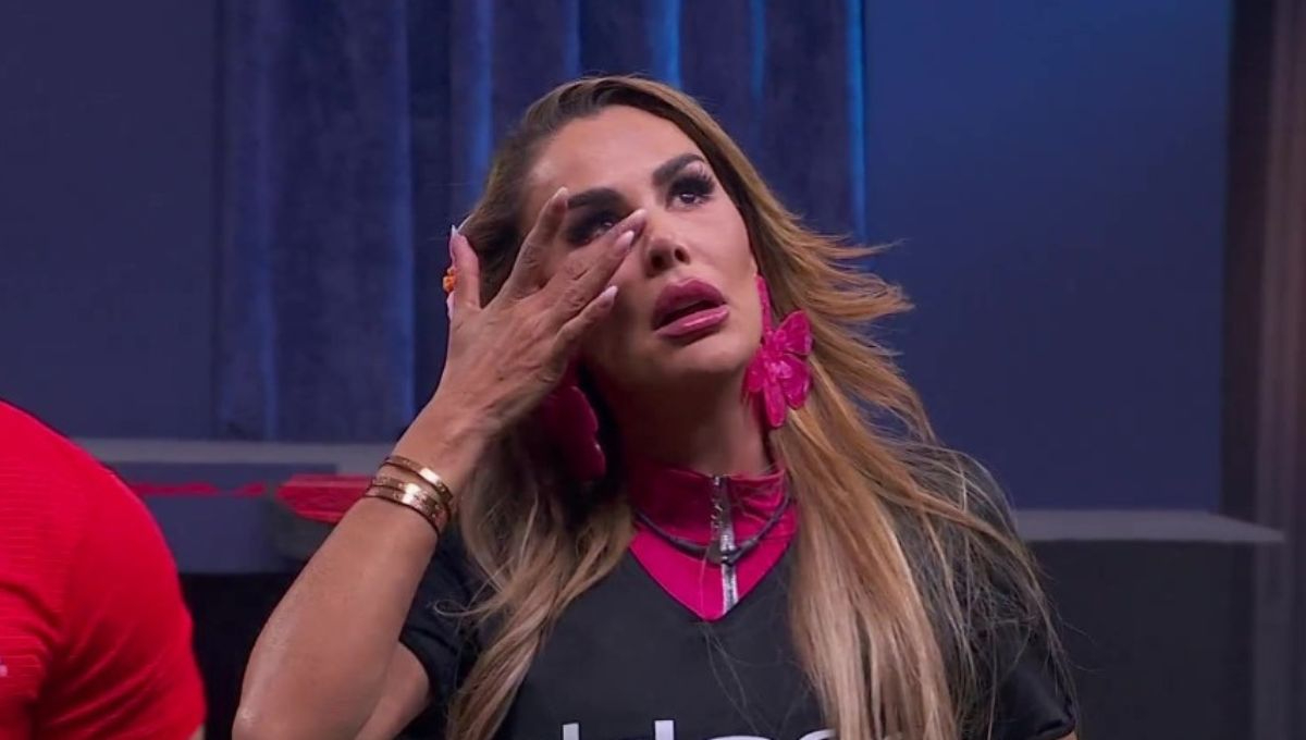 La Casa de los Famosos México: Ninel Conde rompe en llanto al recibir polémico mensaje de fuera