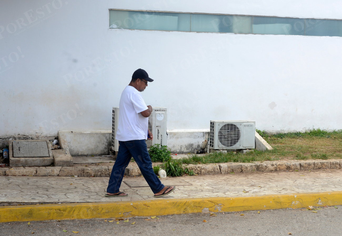 “Lleva esperando más de un año": Pareja denuncia  retraso de cirugía de vesícula en hospital de Cancún 