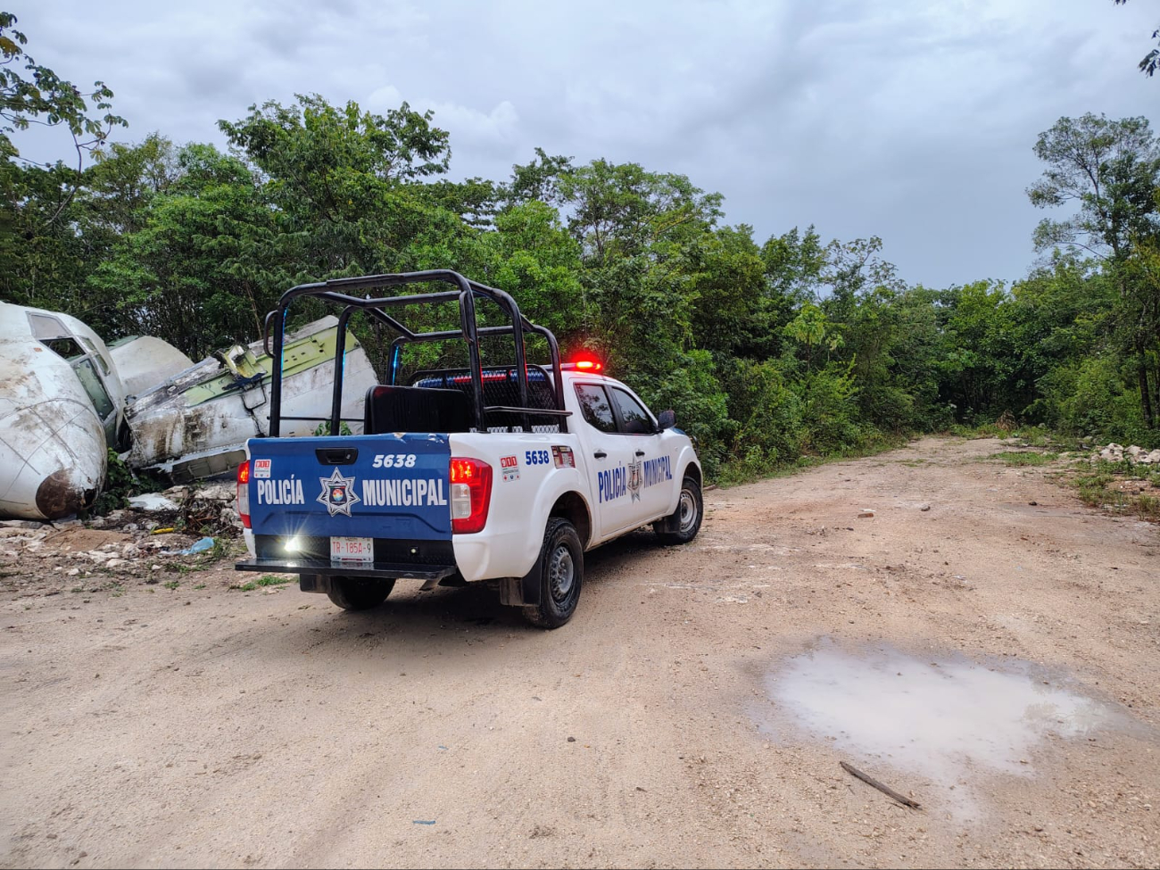 Elementos policiacos acudieron al lugar de los hechos.