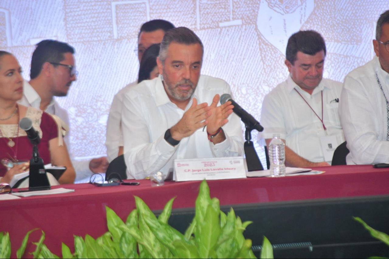 Gobierno Federal y Campeche impulsan desarrollo portuario y creación de empleos en Seybaplaya