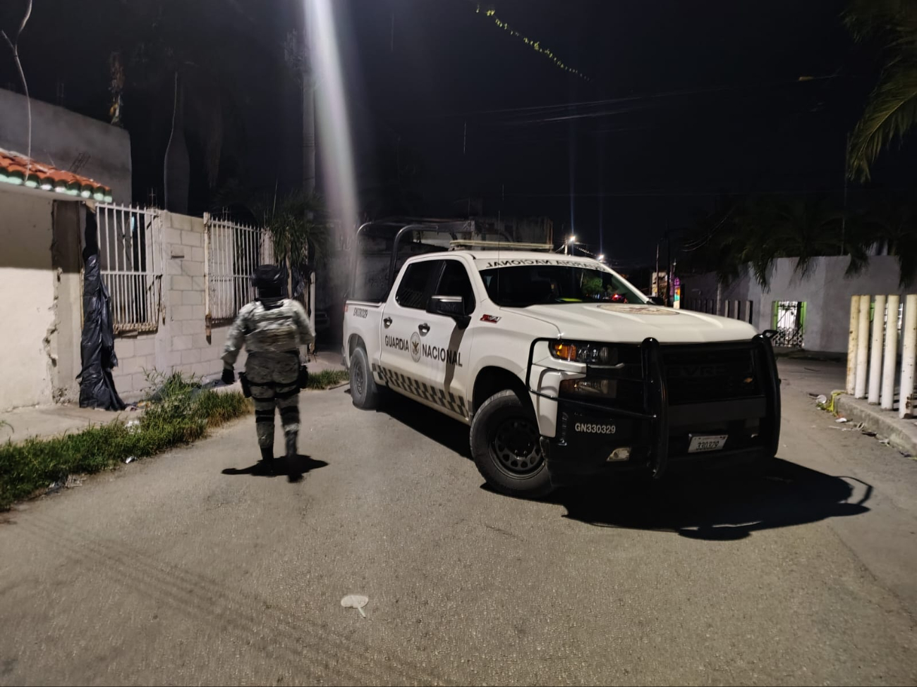 La Guardia Nacional brindó apoyo perimetral y vigilancia durante el operativo.