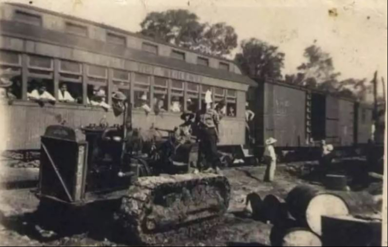 De campamento a ciudad: la historia de Escárcega y su constructor