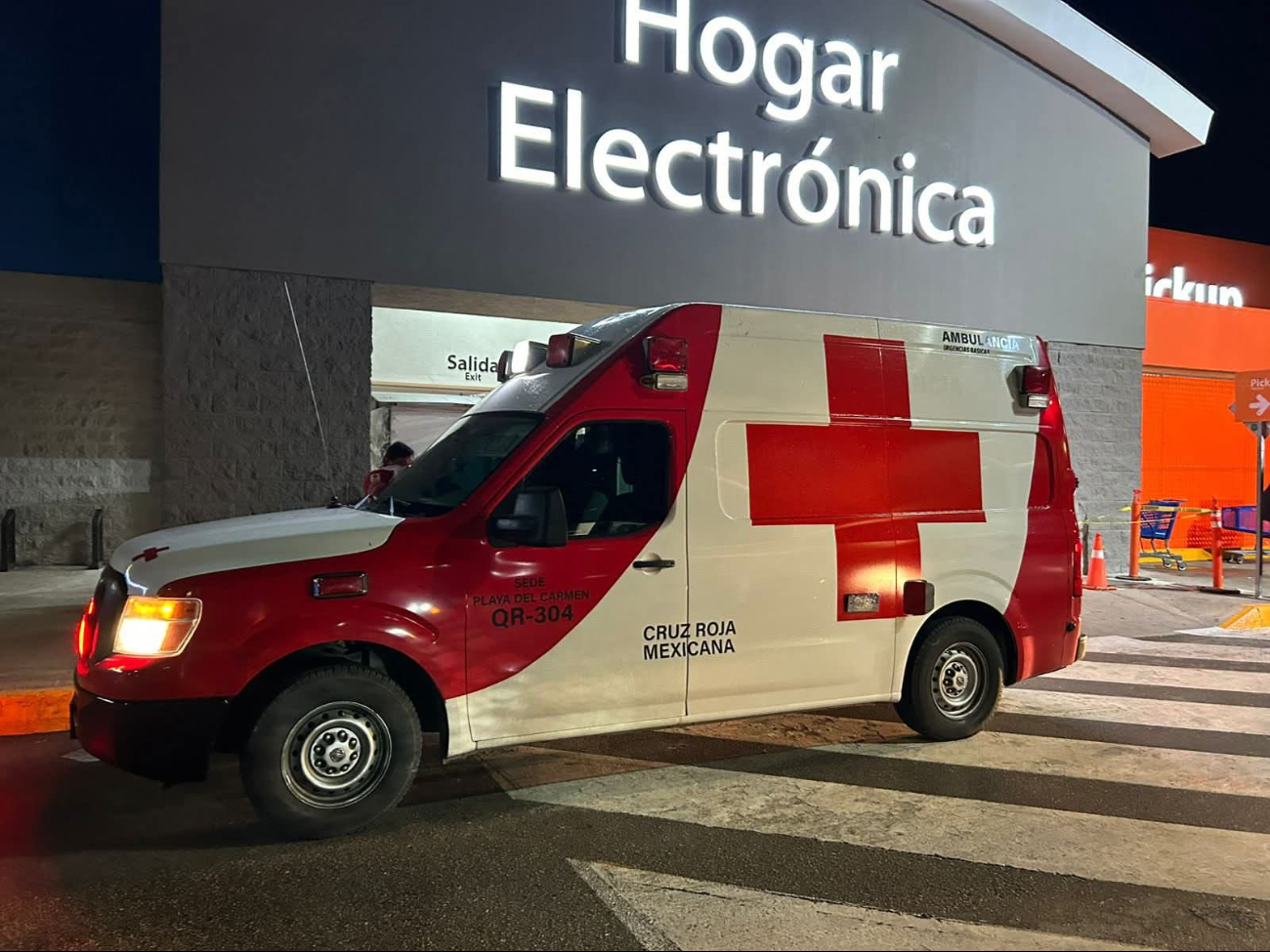 Adulto mayor resulta lesionado en supermercado de Playa del Carmen Adulto mayor resulta lesionado en supermercado de Playa del Carmen