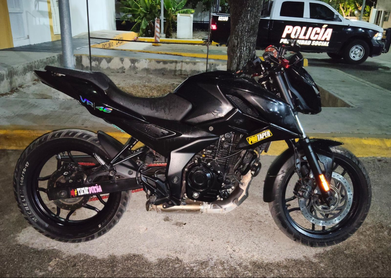 En esta ocasión la motocicleta robada fue recuperada por las autoridades. En esta ocasión la motocicleta robada fue recuperada por las autoridades.