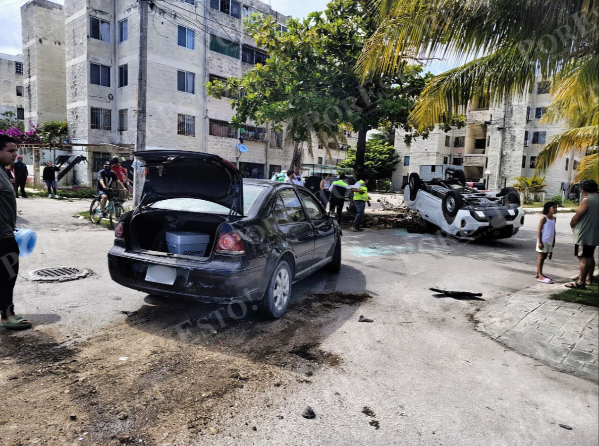 Debido a leves lesiones, ninguno de los involucrados tuvo que ser trasladado al hospital Debido a leves lesiones, ninguno de los involucrados tuvo que ser trasladado al hospital
