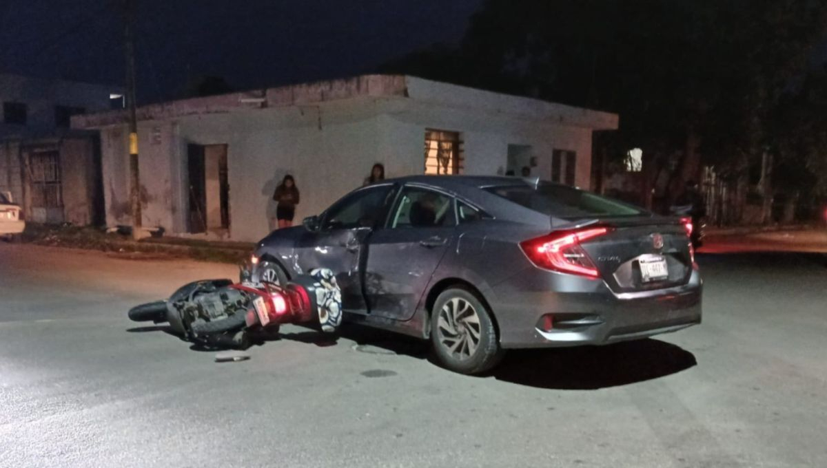 Dos mujeres resultan lesionadas tras percance vehicular en Chetumal Dos mujeres resultan lesionadas tras percance vehicular en Chetumal