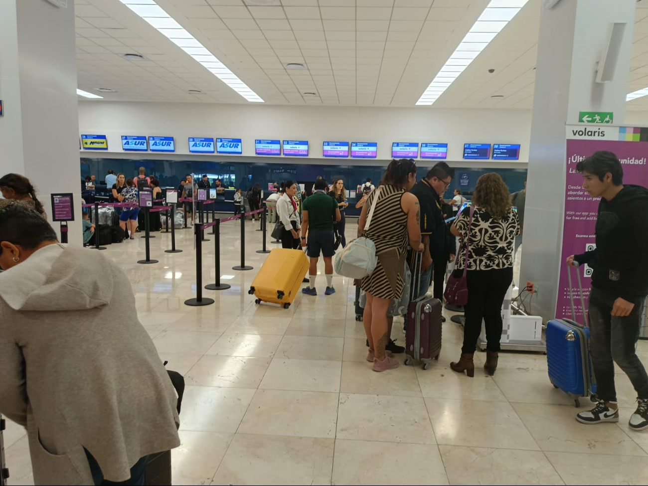 Hay regular afluencia de pasajeros en el Aeropuerto de Mérida Hay regular afluencia de pasajeros en el Aeropuerto de Mérida