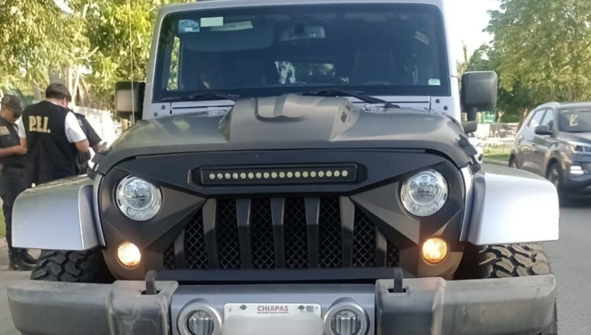 El Jeep del joven fue trasladado al corralón de Mérida