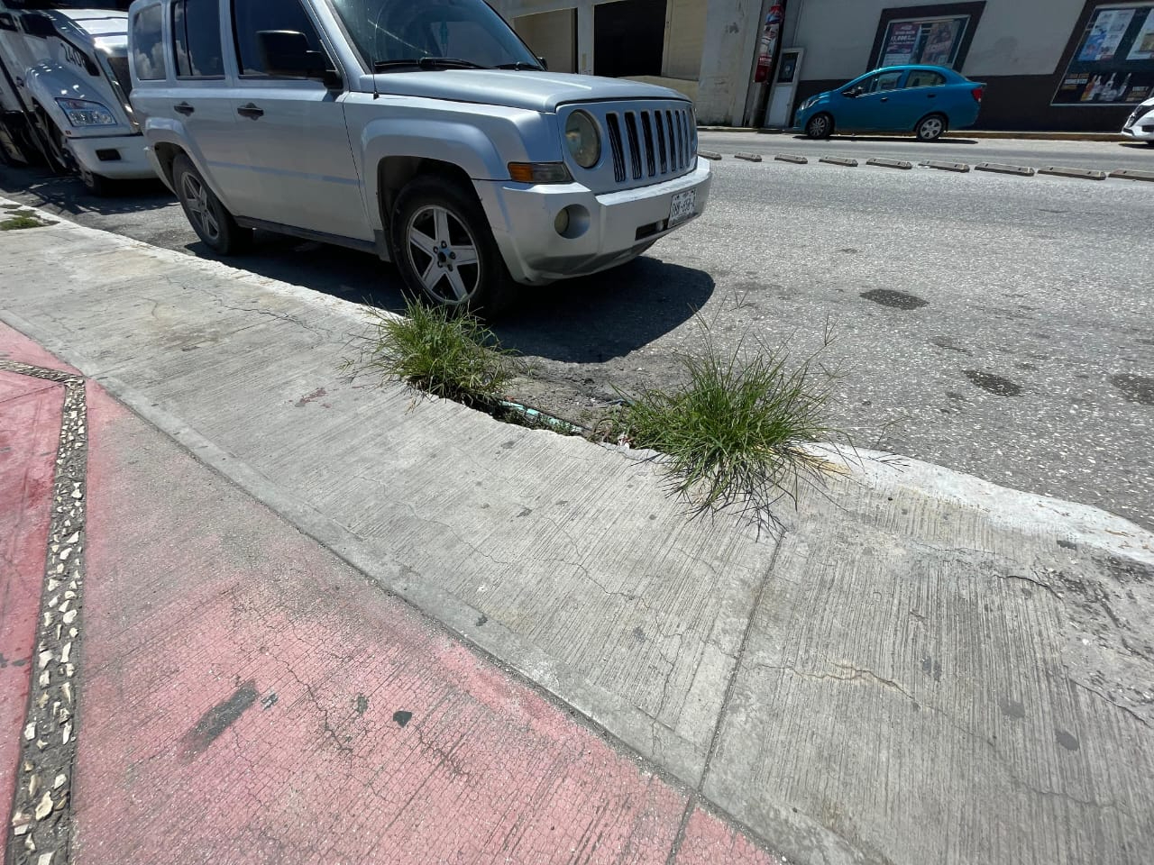 Riesgo de encharcamientos en Champotón por desfogues del malecón sin mantenimiento