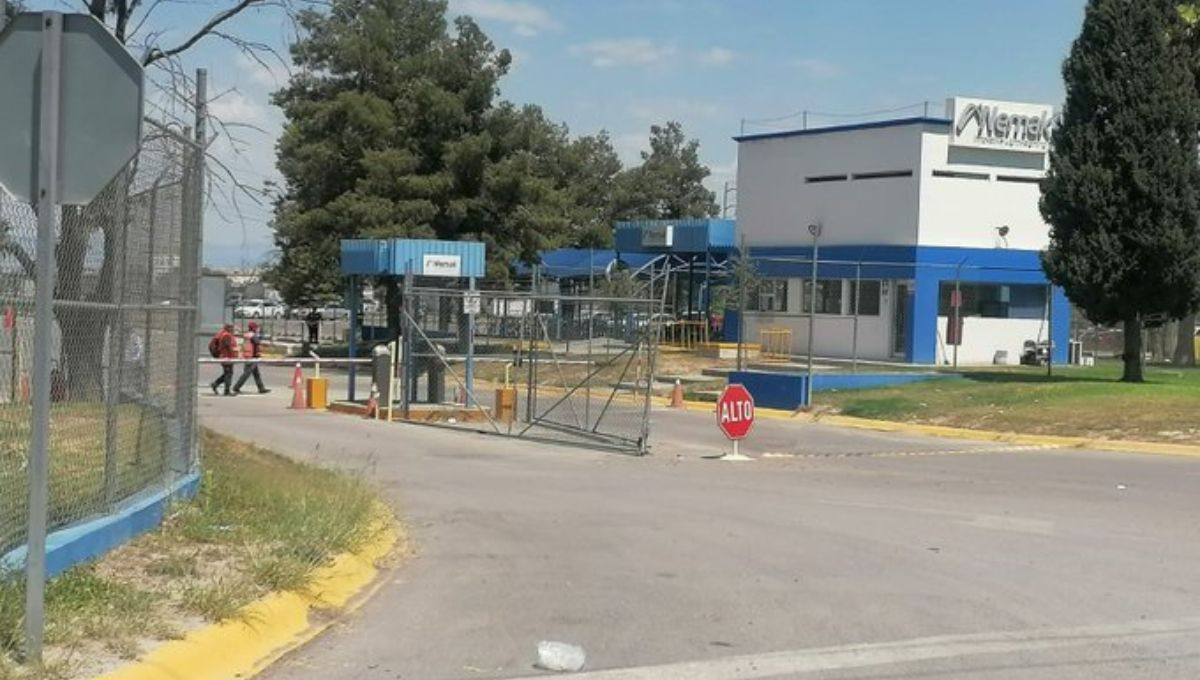 Desde finales de 2024, la planta ha recortado a más de 950 empleados de una plantilla que en su punto máximo superaba las mil 200 personas Desde finales de 2024, la planta ha recortado a más de 950 empleados de una plantilla que en su punto máximo superaba las mil 200 personas