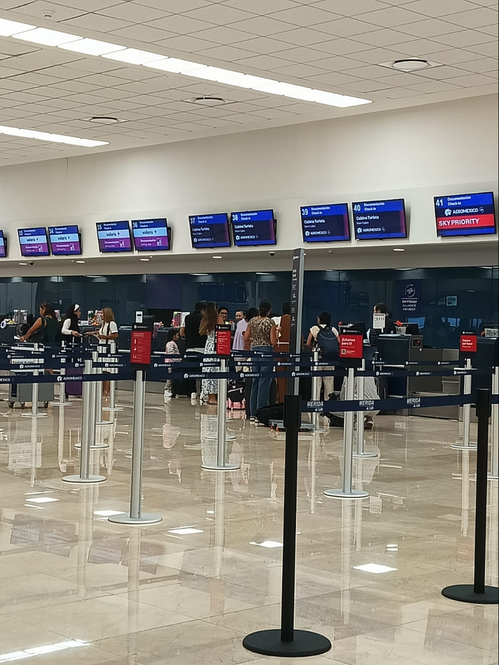 Se espera una mañana activa en el Aeropuerto Internacional de Mérida, con múltiples llegadas desde CDMX, Guadalajara y Miami.