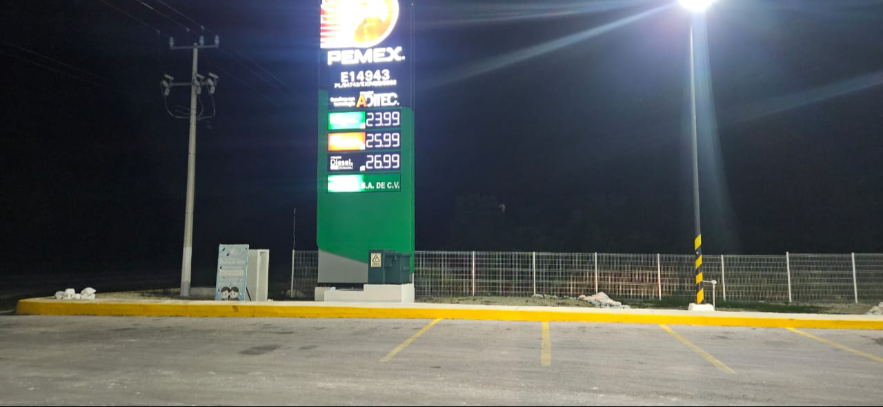 Violento asalto a gasolinera en Escárcega moviliza a policías