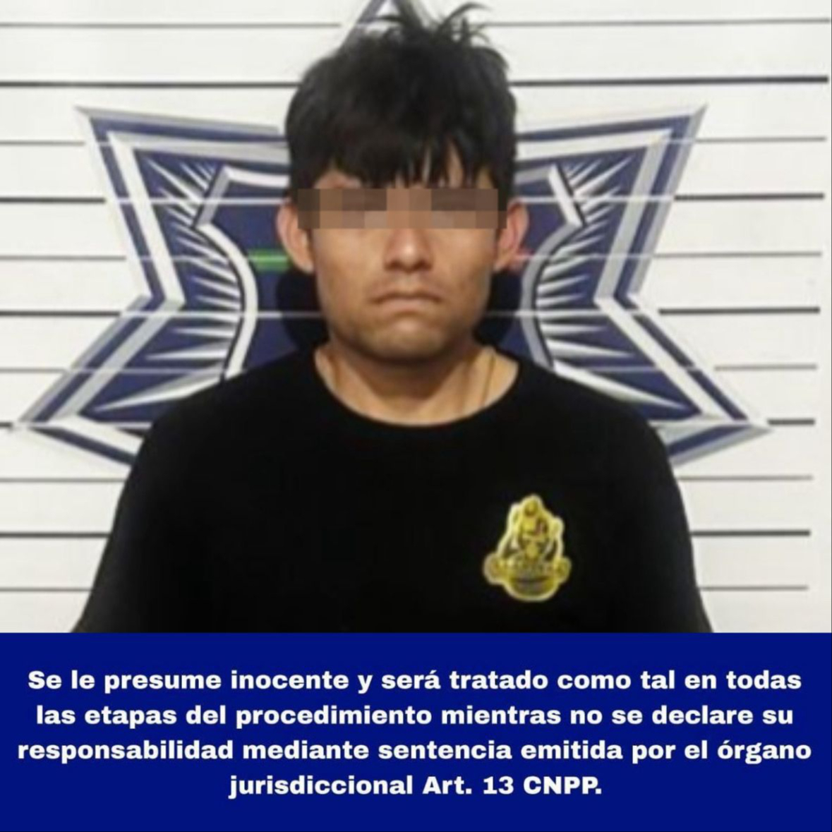 El detenido fue sorprendido intercambiando bolsitas transparentes con aparentemente droga