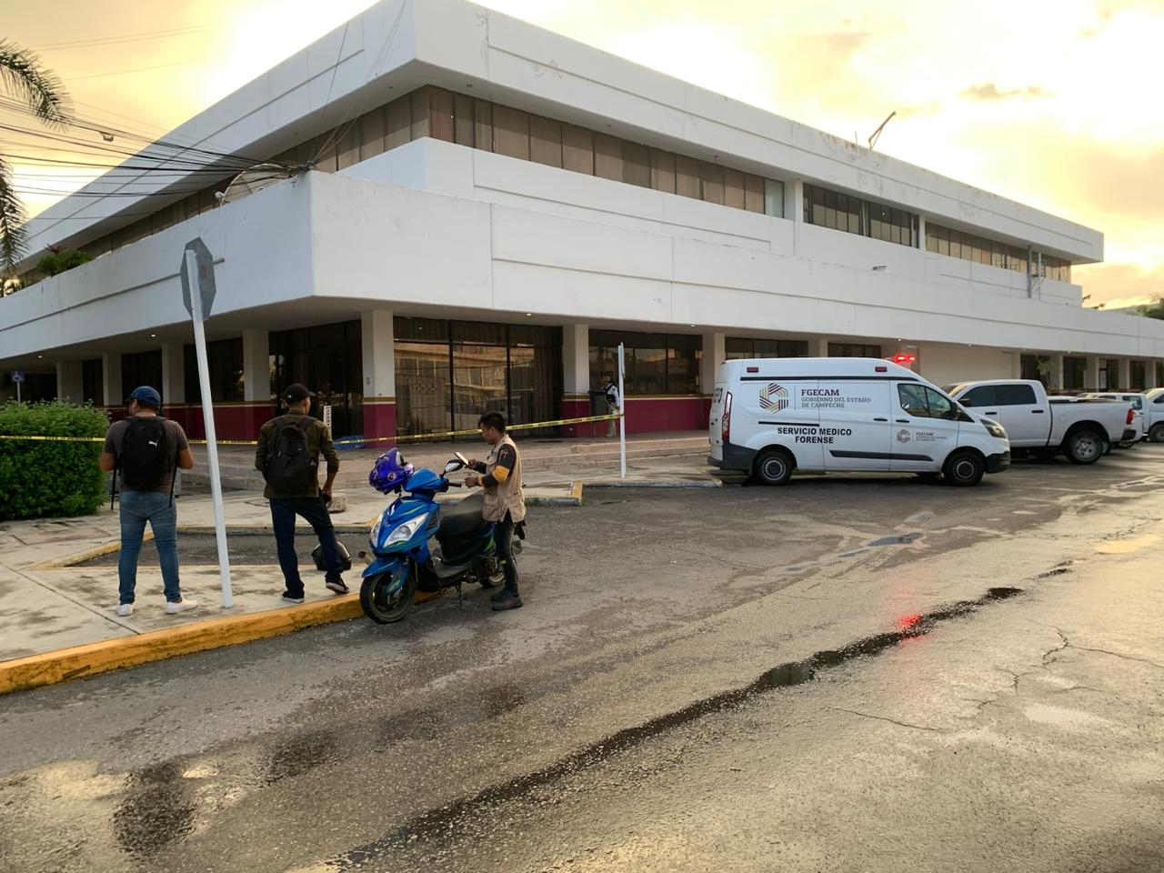 Un hombre en situación de calle falleció en pleno Centro Histórico de Campeche. Un hombre en situación de calle falleció en pleno Centro Histórico de Campeche.