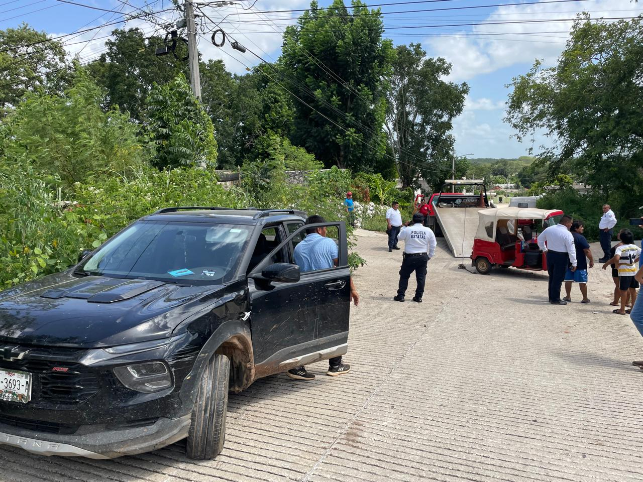Mototaxista resulta lesionado en accidente de tránsito en Hopelchén Mototaxista resulta lesionado en accidente de tránsito en Hopelchén