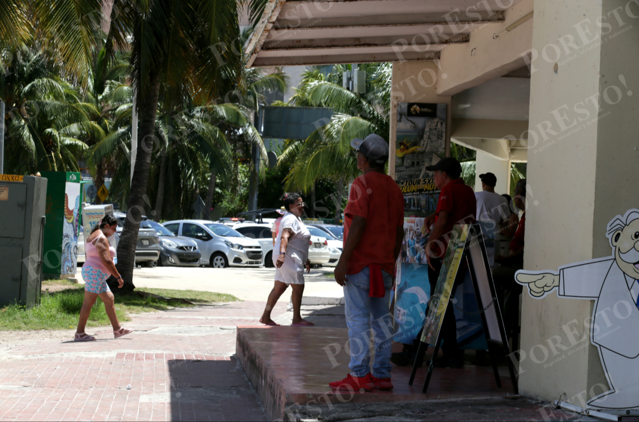Asesores de viajes han visto reducidas sus ventas hasta en un 10 por ciento. Los visitantes nacionales están sacando a flote al sector Asesores de viajes han visto reducidas sus ventas hasta en un 10 por ciento. Los visitantes nacionales están sacando a flote al sector