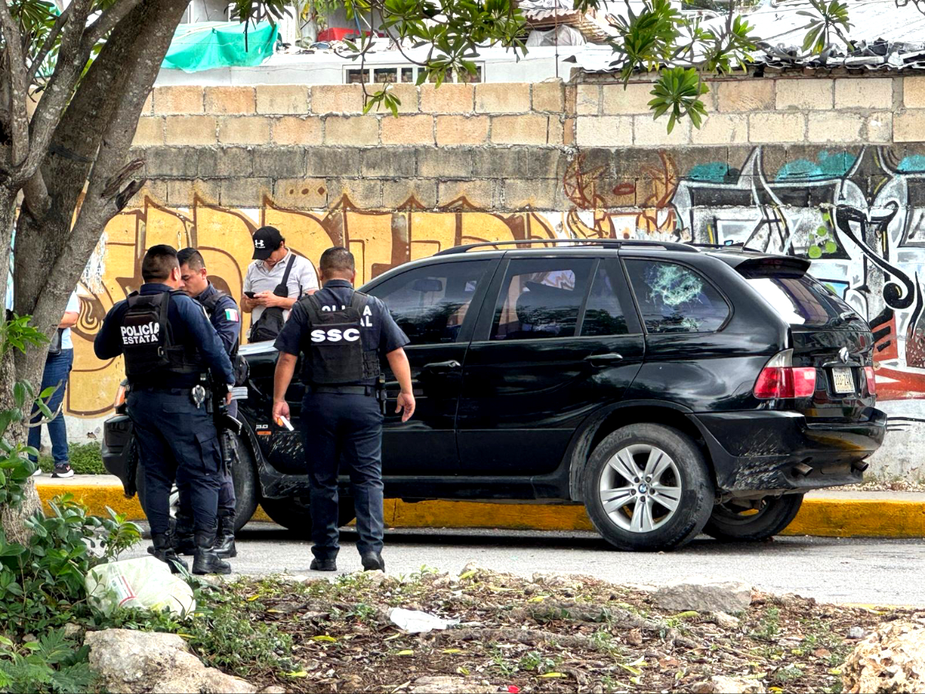La violencia está relacionada con enfrentamientos entre grupos criminales, narcomenudeo y otros delitos La violencia está relacionada con enfrentamientos entre grupos criminales, narcomenudeo y otros delitos