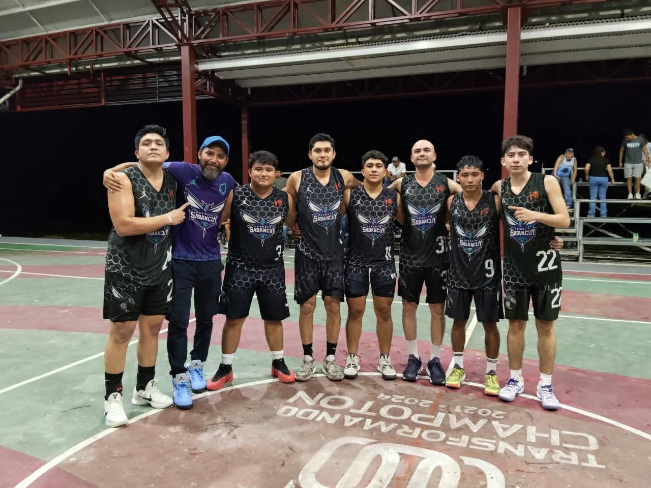 Los Hornets se instalaron en la gran final de la liga. Los Hornets se instalaron en la gran final de la liga.