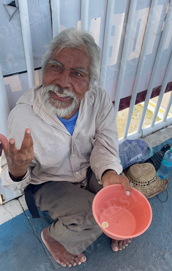 Debido al dolor, trabajar es algo imposible Debido al dolor, trabajar es algo imposible