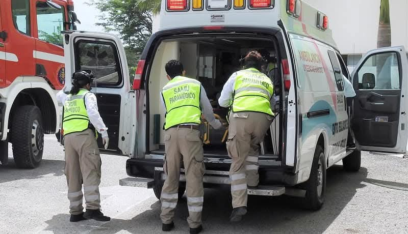 En los últimos dos años, Campeche ha incorporado 53 ambulancias en 38 localidades de sus 13 municipios. En los últimos dos años, Campeche ha incorporado 53 ambulancias en 38 localidades de sus 13 municipios.