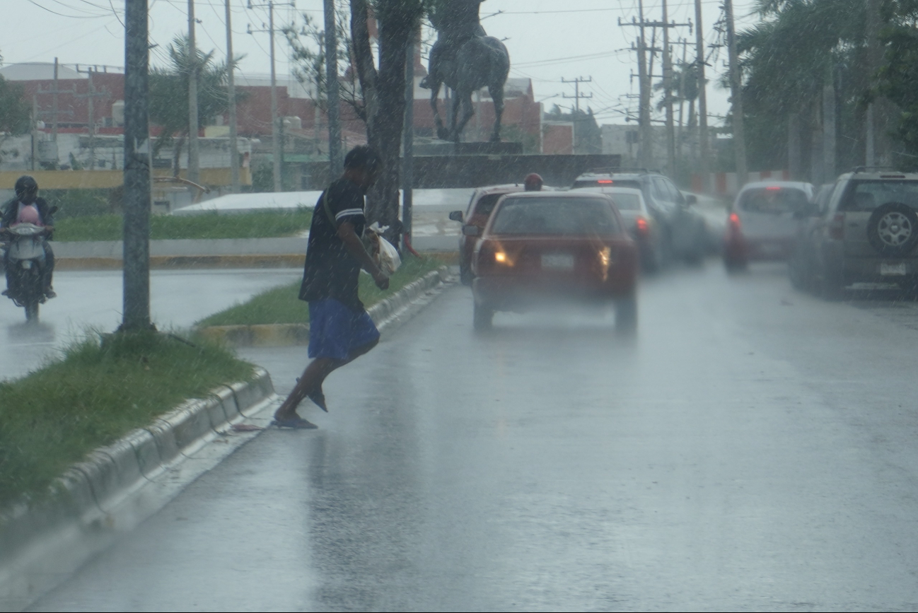 Campeche enfrentará lluvias intensas por la Onda Tropical 27 y la Vaguada Maya