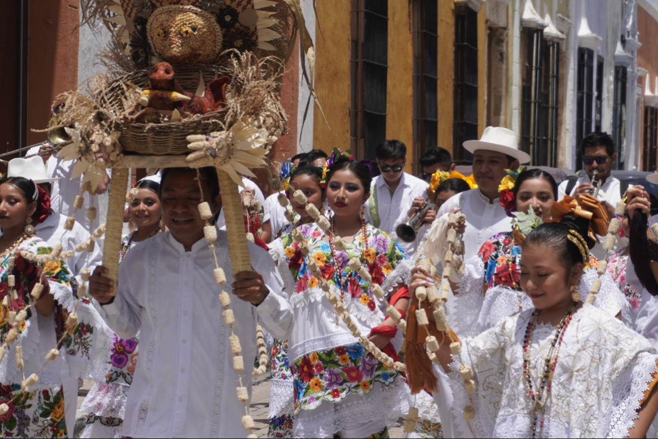 Campeche es sede del 3er Foro Peninsular de Artesanías y Cultura Maya Campeche es sede del 3er Foro Peninsular de Artesanías y Cultura Maya