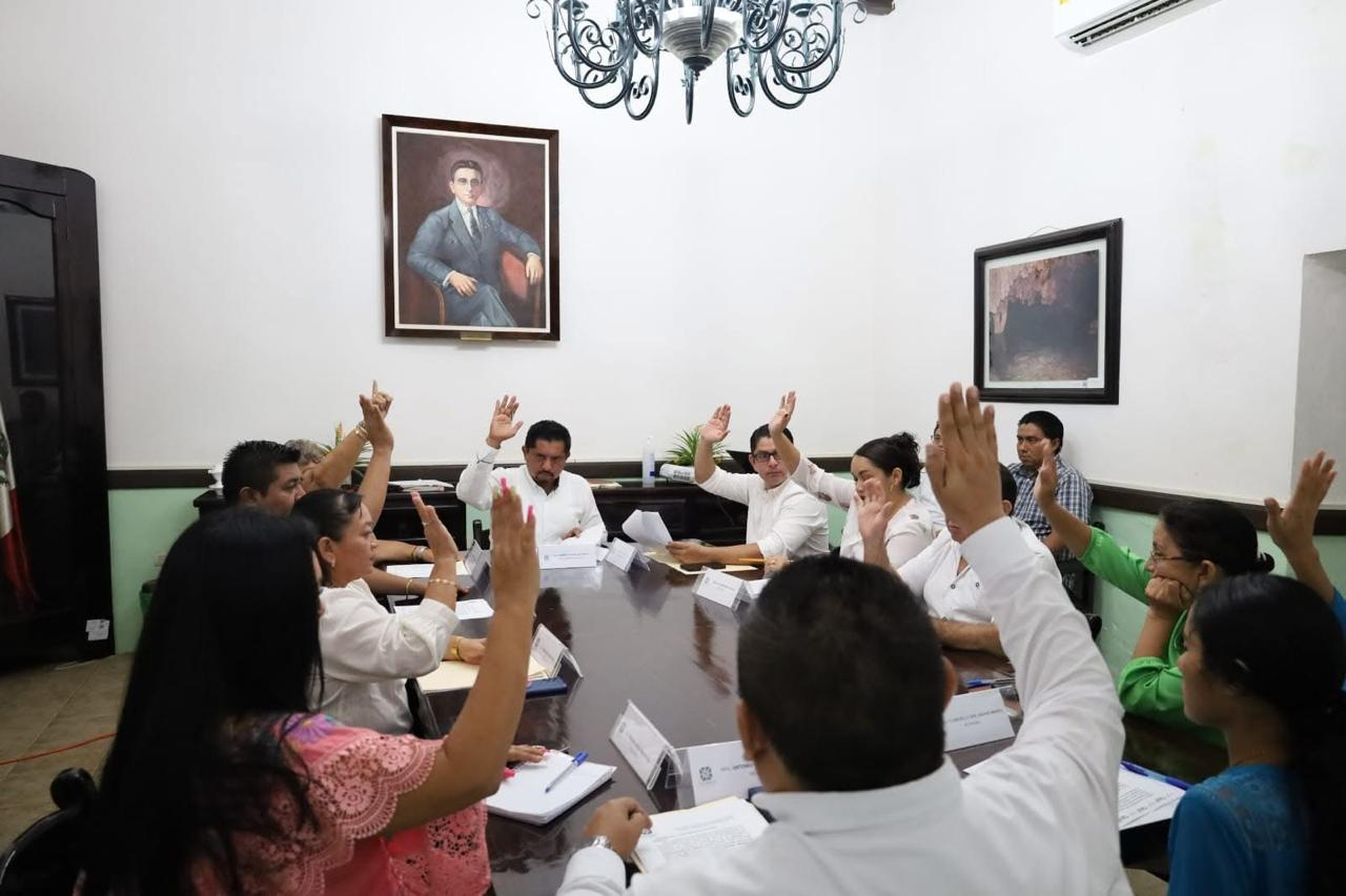 Seis integrantes del Cabildo de Valladolid rechazaron la cuenta pública del Ayuntamiento Seis integrantes del Cabildo de Valladolid rechazaron la cuenta pública del Ayuntamiento