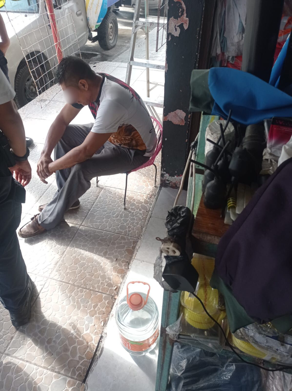 En el primer ataque, “El Pastor” fue interceptado, golpeado y logró sobrevivir tras encasquillarse el arma de los agresores. En el primer ataque, “El Pastor” fue interceptado, golpeado y logró sobrevivir tras encasquillarse el arma de los agresores.