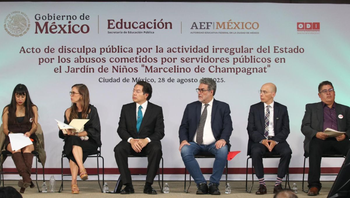 Mario Delgado anunció que, como parte de las medidas de reparación, el calendario escolar incluirá una jornada nacional contra el abuso y maltrato infantil Mario Delgado anunció que, como parte de las medidas de reparación, el calendario escolar incluirá una jornada nacional contra el abuso y maltrato infantil