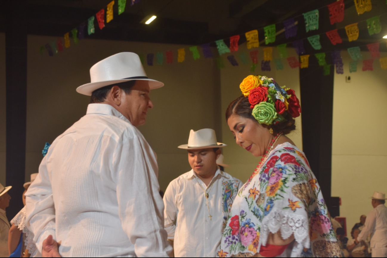 Así se vivió la tradicional vaquería dentro de la Expo Personas Adultas Mayores 2025 Así se vivió la tradicional vaquería dentro de la Expo Personas Adultas Mayores 2025