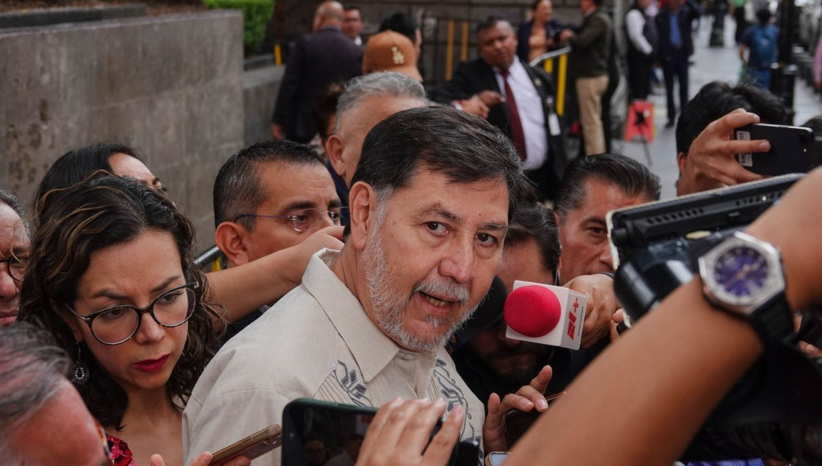 Gerardo Fernández Noroña,  senador de la República