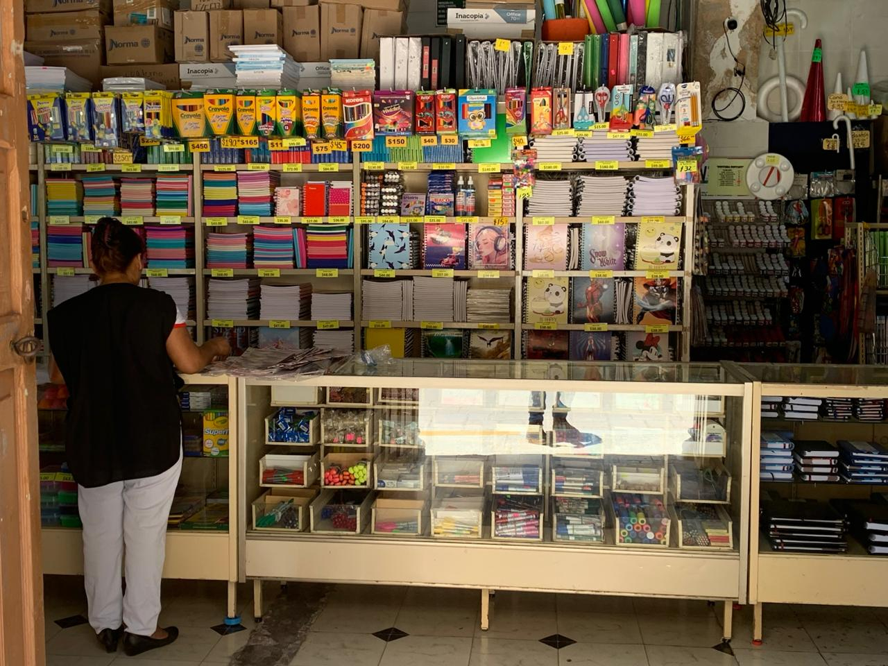 Útiles, uniformes y calzado: Buscan vender útiles escolares en Campeche por redes sociales