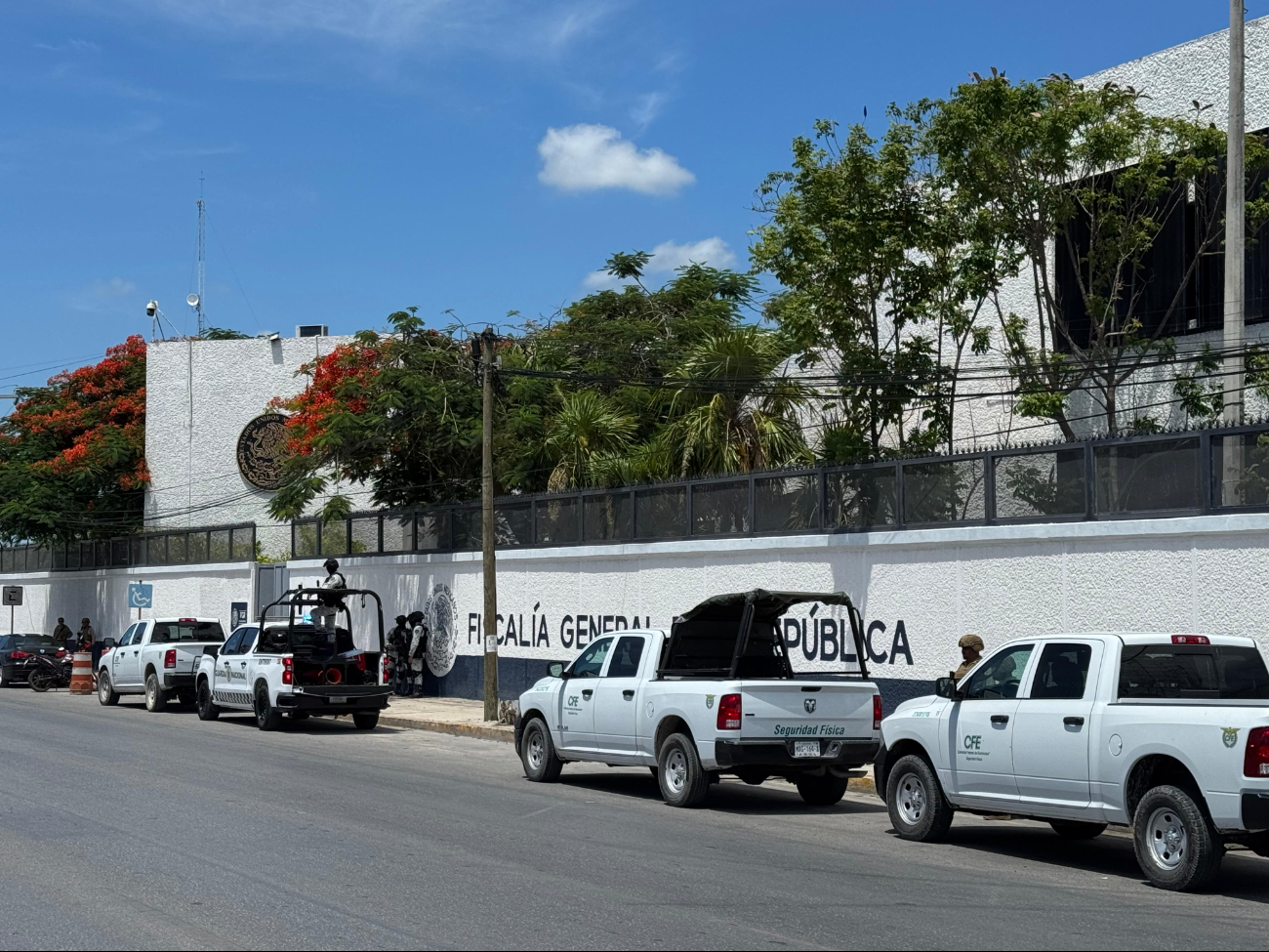 Guardia Nacional y CFE frustan robo de hidrocarburos en subestación de Cancún Guardia Nacional y CFE frustan robo de hidrocarburos en subestación de Cancún