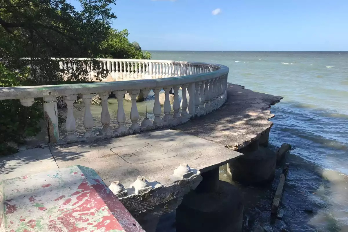 Erosión en la Bahía de Chetumal aún no es atendida Erosión en la Bahía de Chetumal aún no es atendida