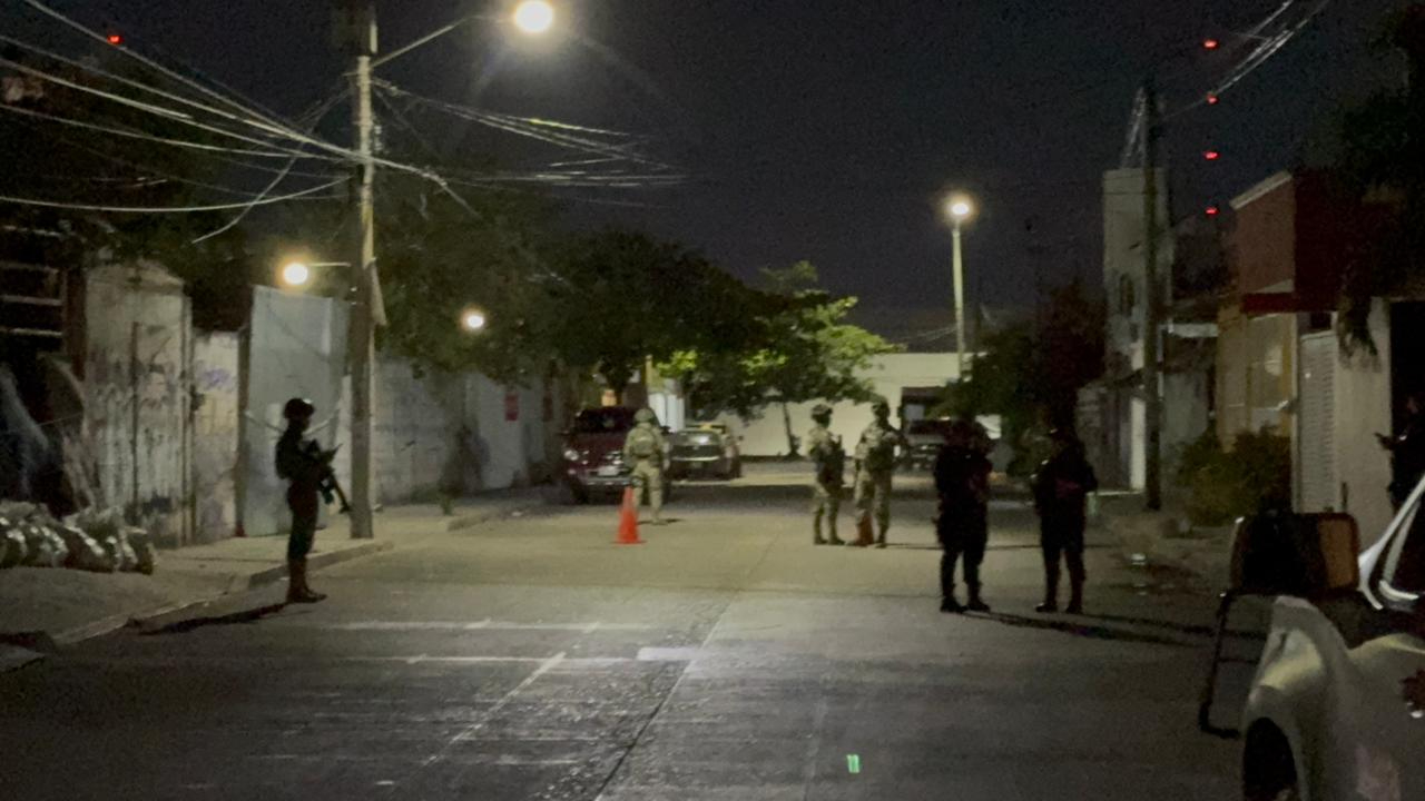 Detectan más de 700 kilos de estupefacientes; dos hombres fueron detenidos Detectan más de 700 kilos de estupefacientes; dos hombres fueron detenidos