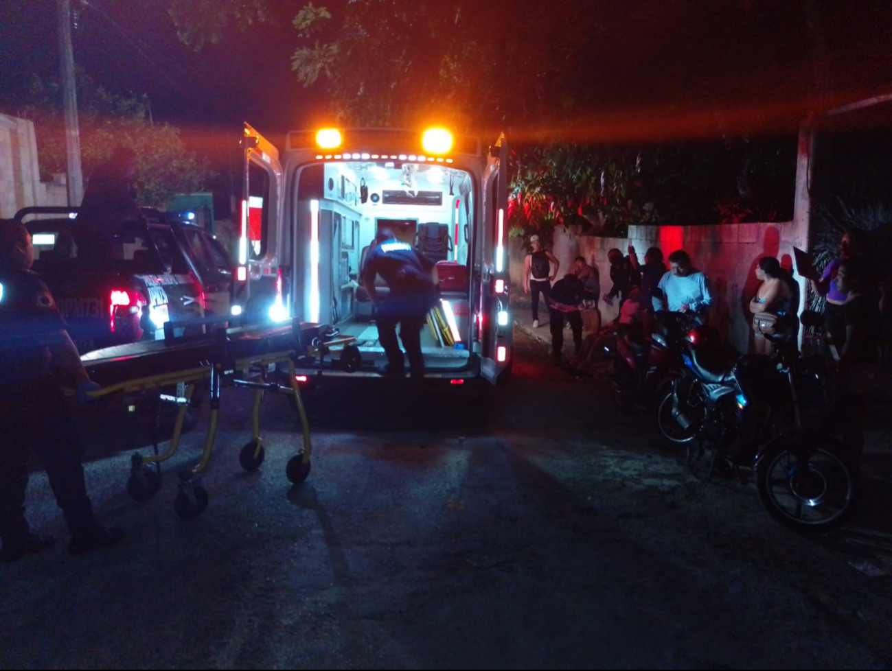 El hombre lesionado fue trasladado al IMSS