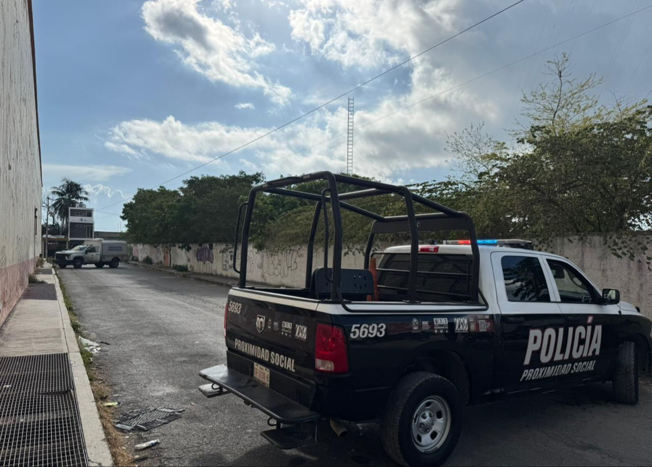 Se cree que el cuerpo fue arrojado en horas de la madrugada, aunque no se reportaron actividades sospechosas