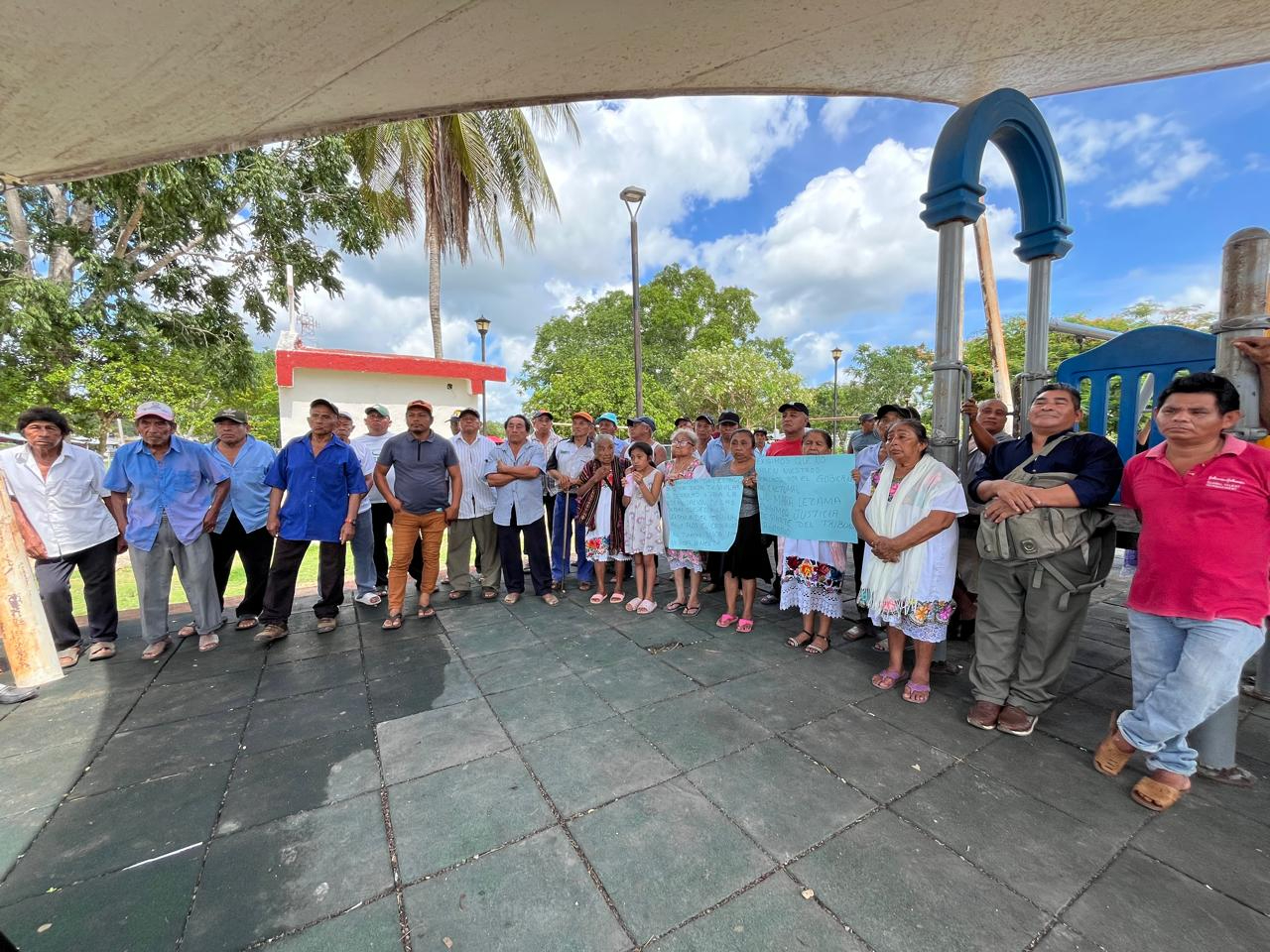  Ejidatarios de Popolnah  exigen a Quintana Roo el  pago de sus tierras