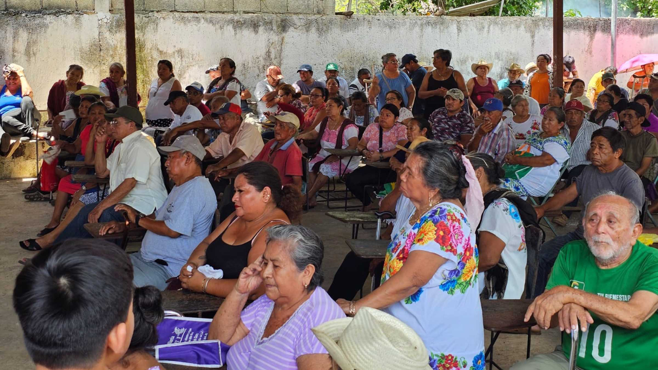 Algunas personas argumentan presuntos malos manejos por parte del Comisario y sus allegados Algunas personas argumentan presuntos malos manejos por parte del Comisario y sus allegados