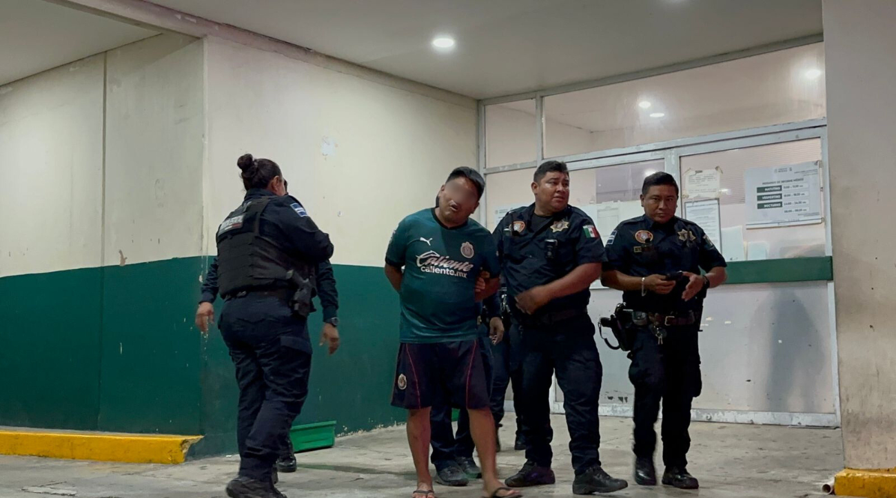 El detenido se encontraba bajo los efectos de bebidas alcohólicas El detenido se encontraba bajo los efectos de bebidas alcohólicas