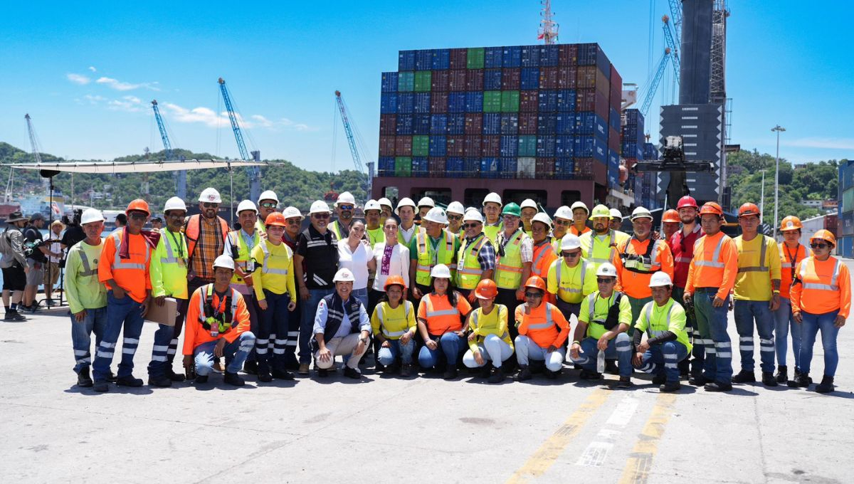 La modernización del puerto forma parte de la estrategia de infraestructura del Gobierno federal para impulsar el desarrollo económico regional La modernización del puerto forma parte de la estrategia de infraestructura del Gobierno federal para impulsar el desarrollo económico regional